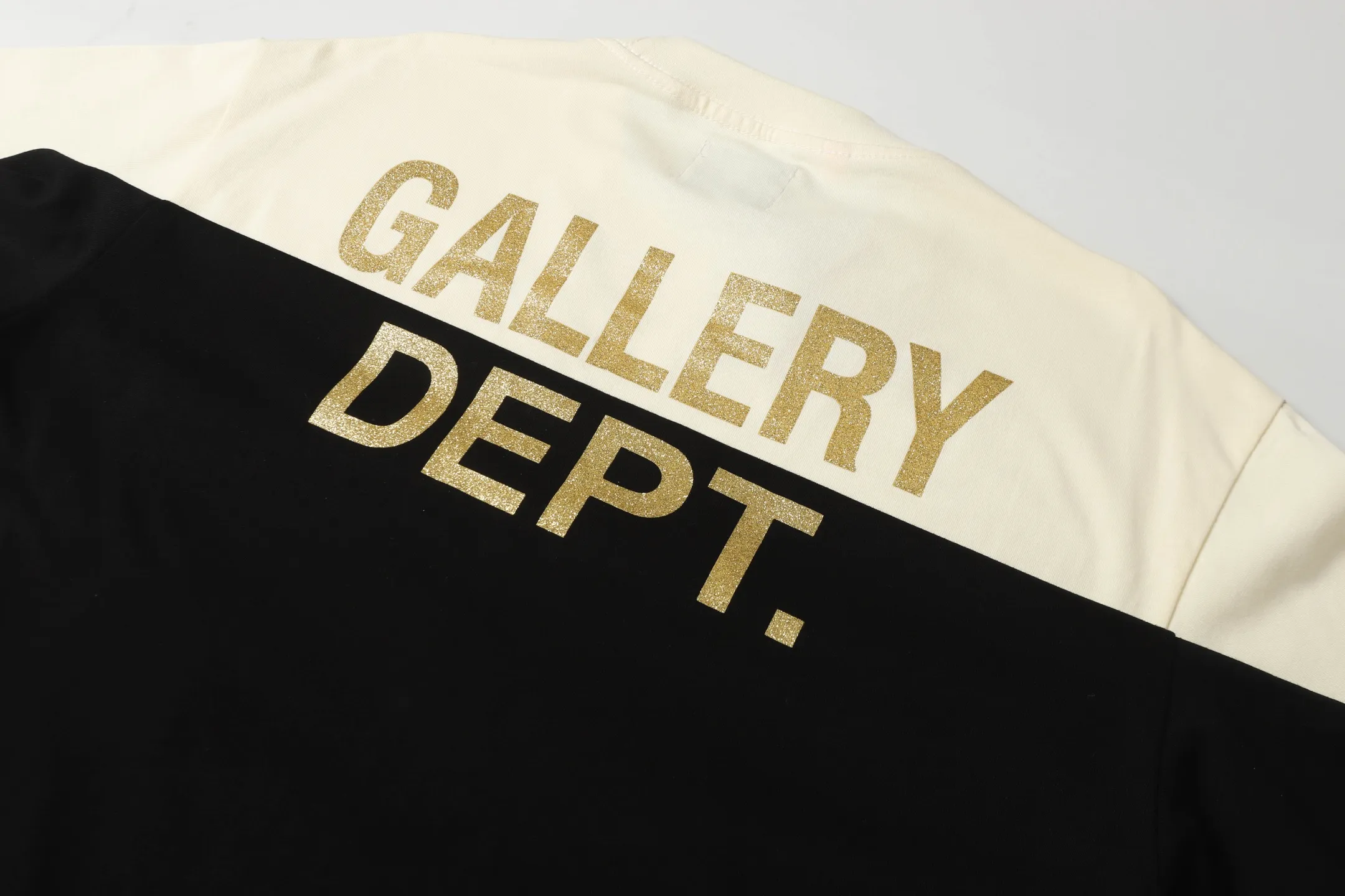 GALLERY.DEPT Summer new short-sleeved style No.: D3316P110 Color: Black Apricot Size: S M L XL